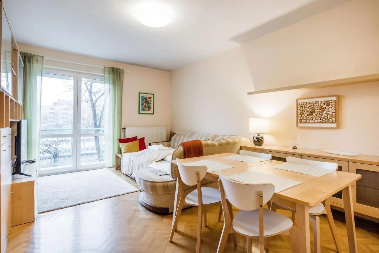 Citadel Manor Apartment 布达佩斯